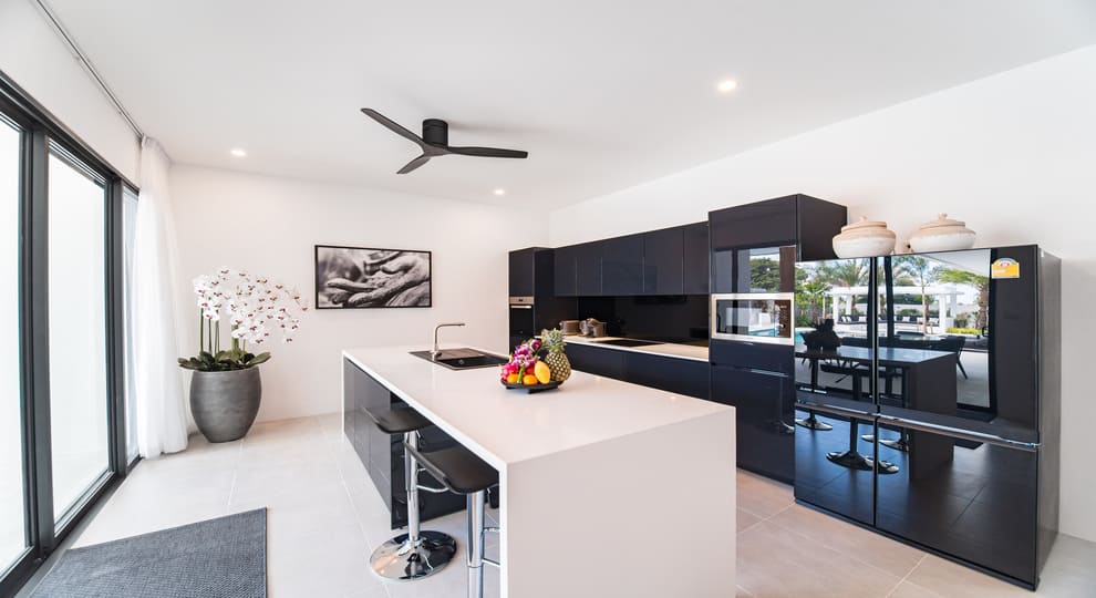 1 – Mo Real Estate villa markia kitchen
